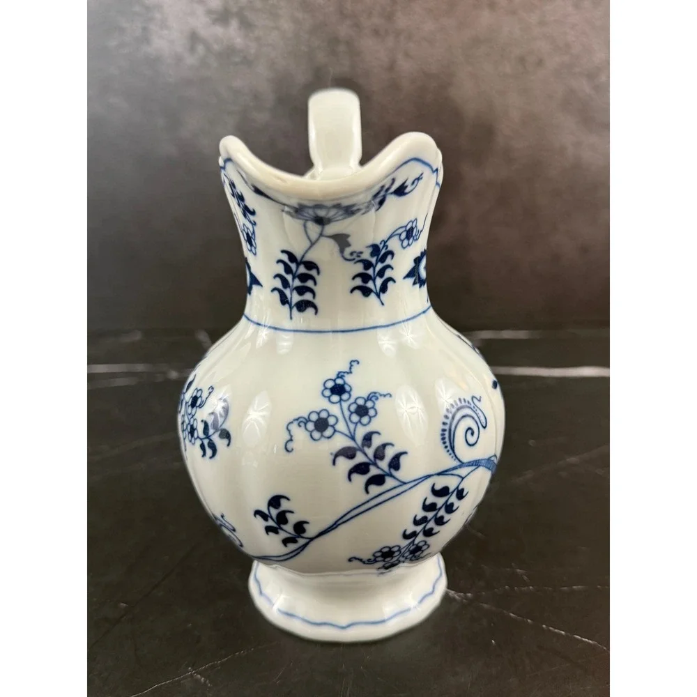 Blue Danube vintage blue